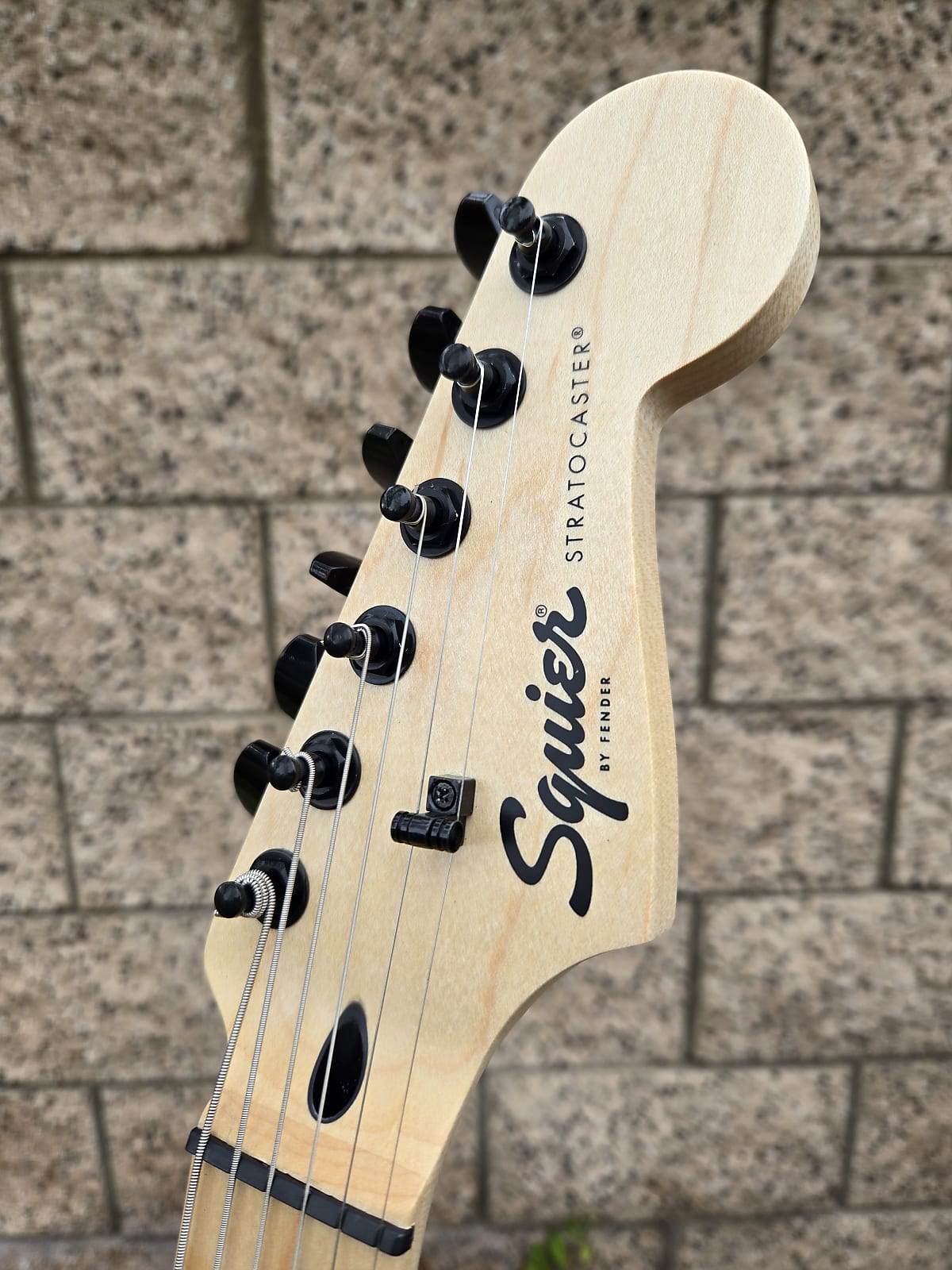 Squier Stratocaster HH HT