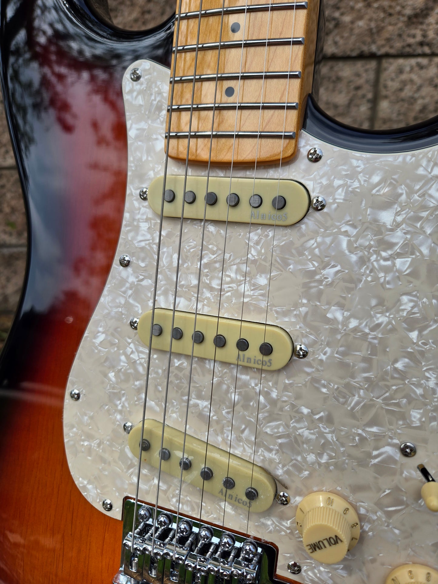 Amati N-Series Electric Guitar - Sunburst